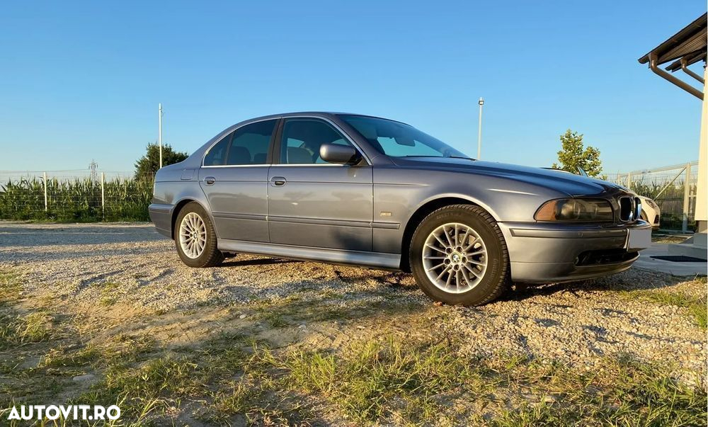 BMW Seria 5 525d - 13