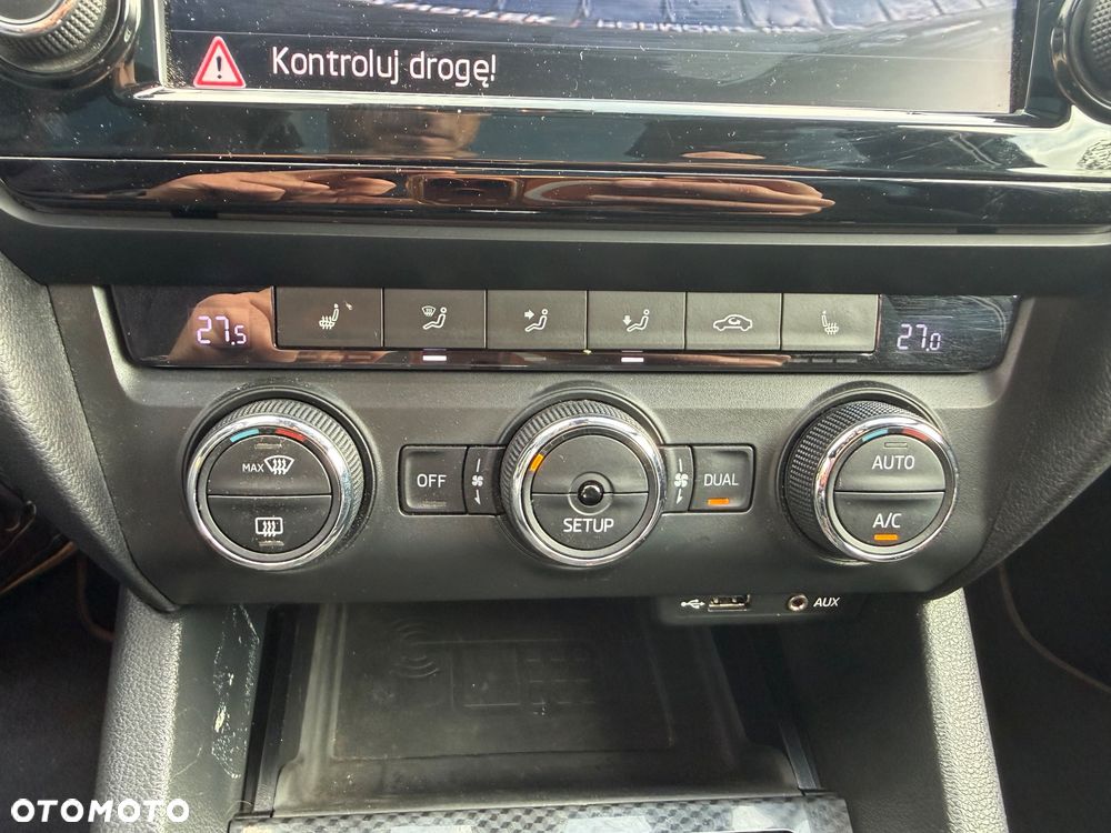 Skoda Octavia 2.0 TDI DSG RS - 21