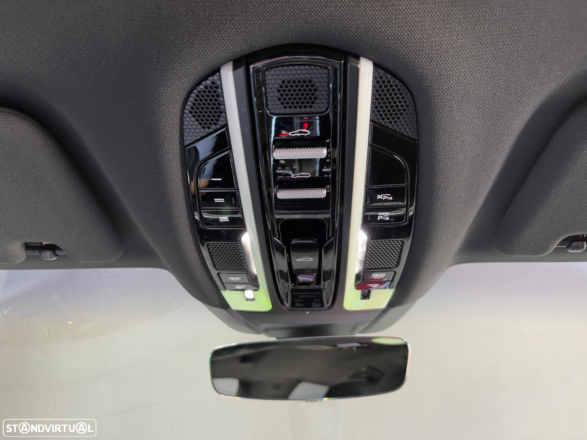 Porsche Panamera 4 E-Hybrid - 15