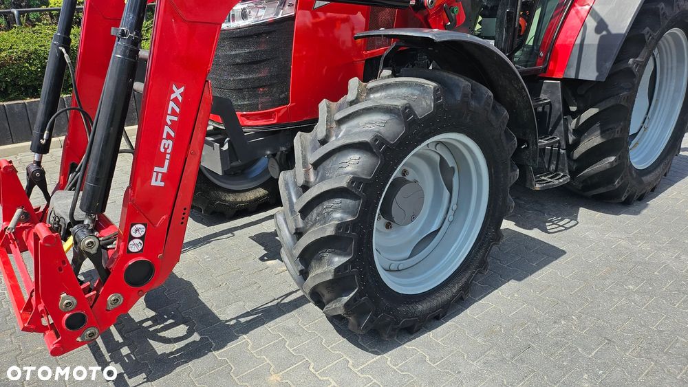 Massey Ferguson MF 5711M + oryginalny ładowacz MF FL 3717X, 2022 rok, bardzo zadbany, I-szy właściciel - 7