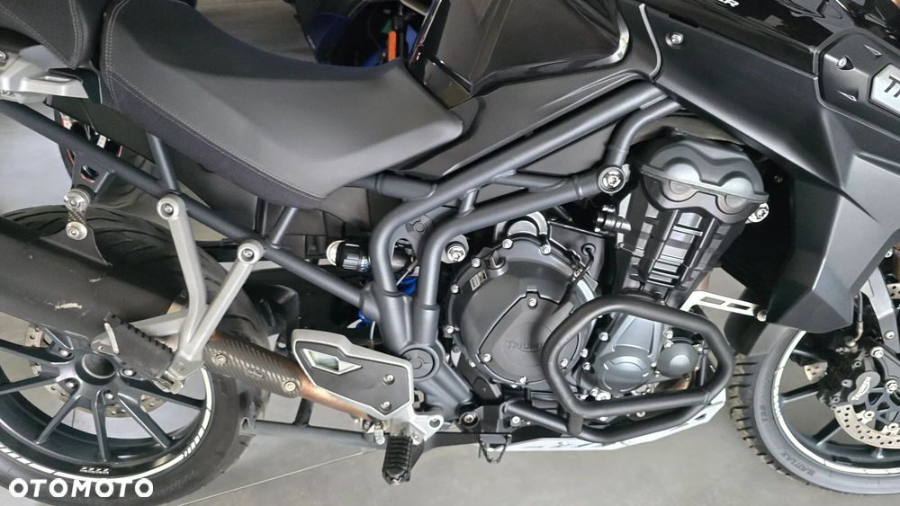 Triumph Tiger - 32