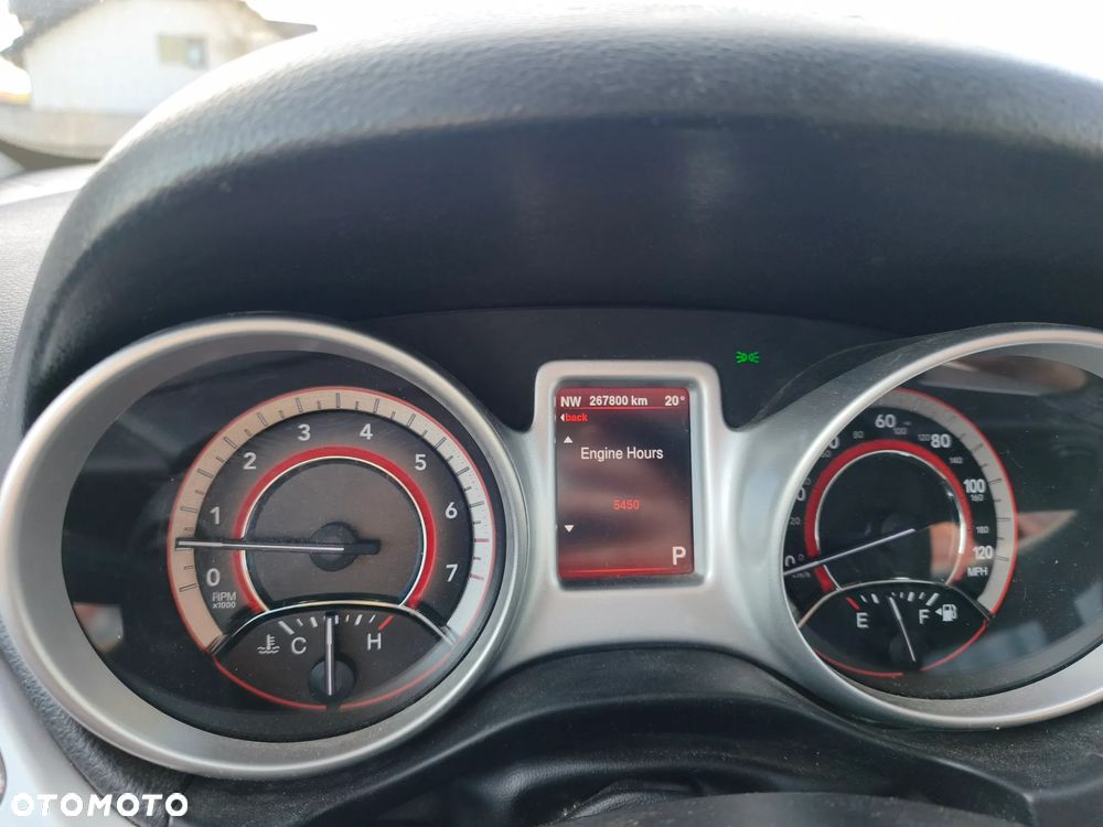 Dodge Journey - 8