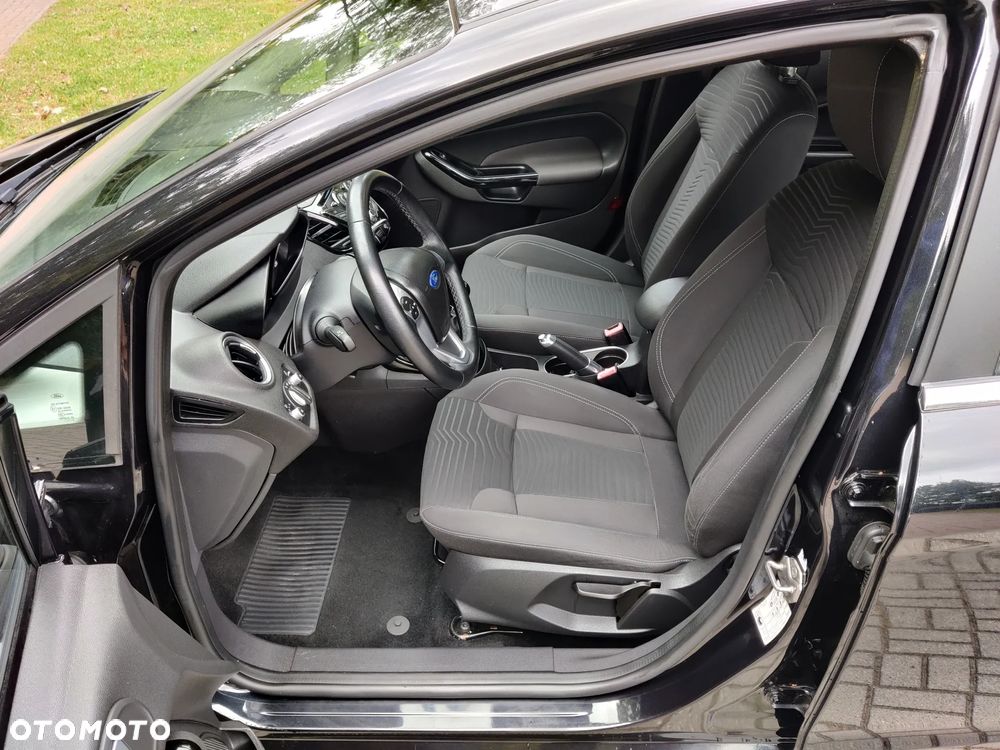 Ford Fiesta 1.0 EcoBoost S&S TITANIUM X - 16