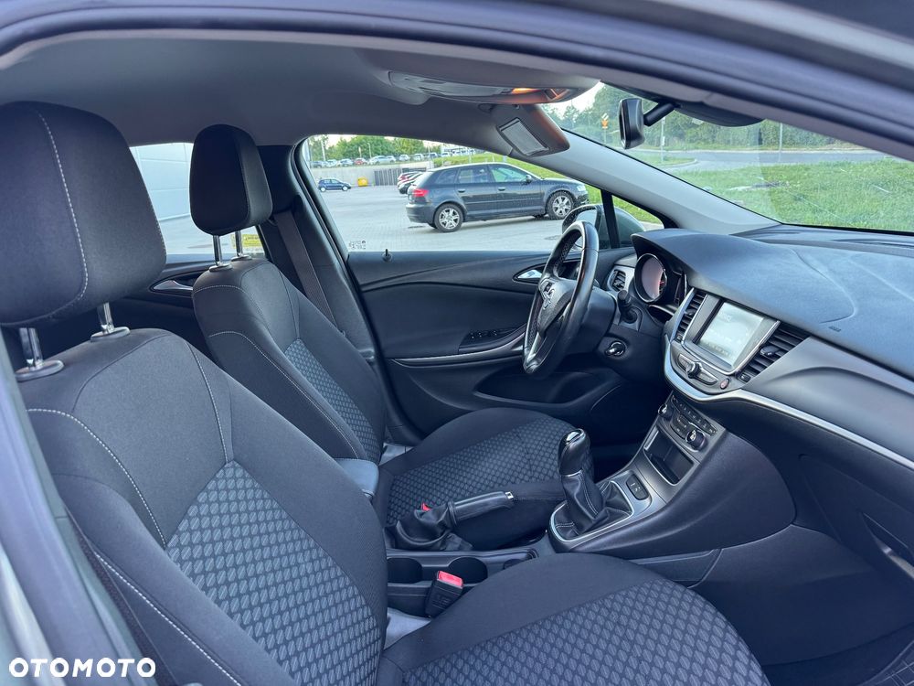 Opel Astra - 10