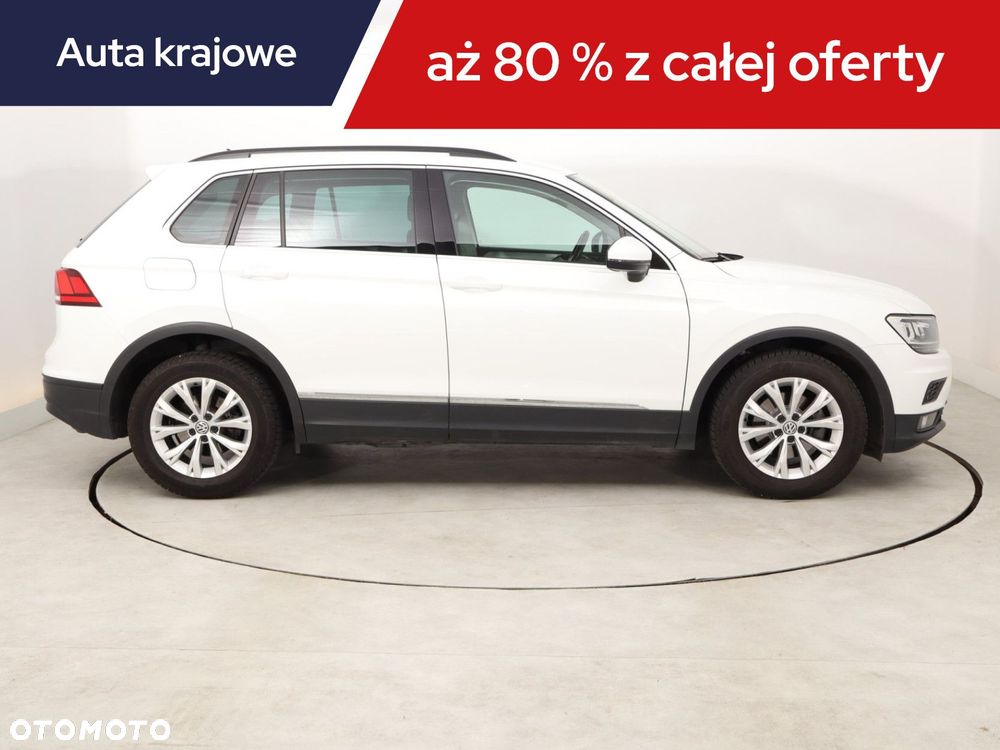 Volkswagen Tiguan - 8