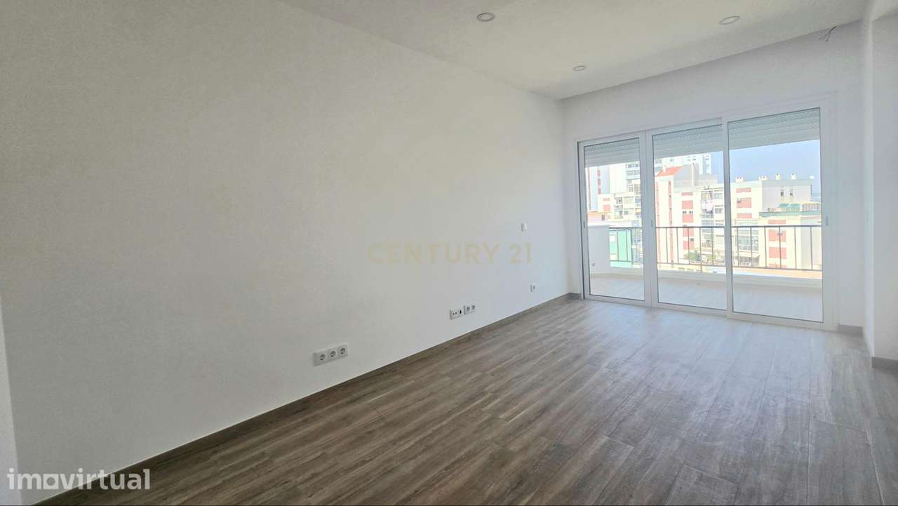 Apartamento Moderno em Portimão com Vista para o Rio - Grande imagem: 3/16