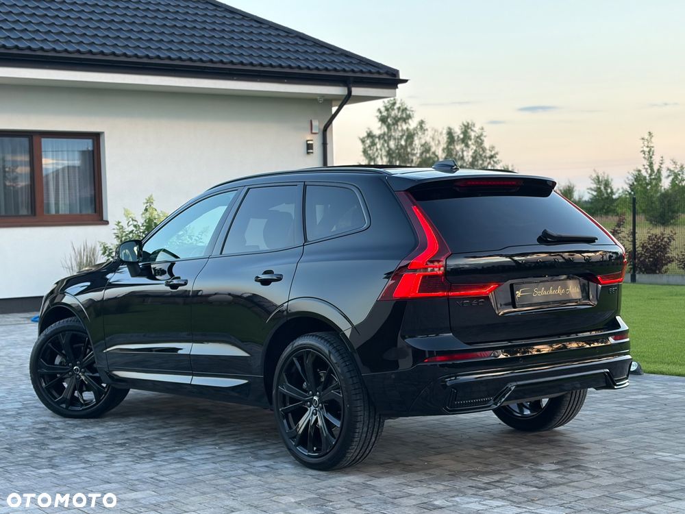 Volvo XC 60 B5 B AWD Ultra Black Edition - 9
