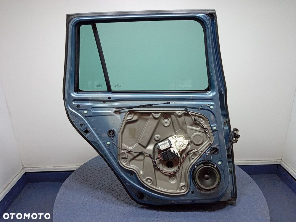 SKODA OCTAVIA II KOMBI DRZWI TYŁ LEWE TYLNE LF5X - 2