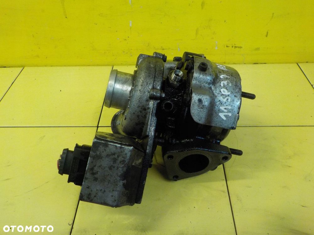 AUDI A8 D3 4.0 TDI 06r 275KM ASE turbina turbosprezarka lewa 057145701T - 4