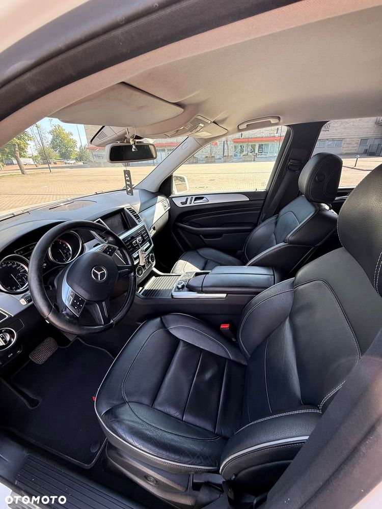 Mercedes-Benz ML - 7