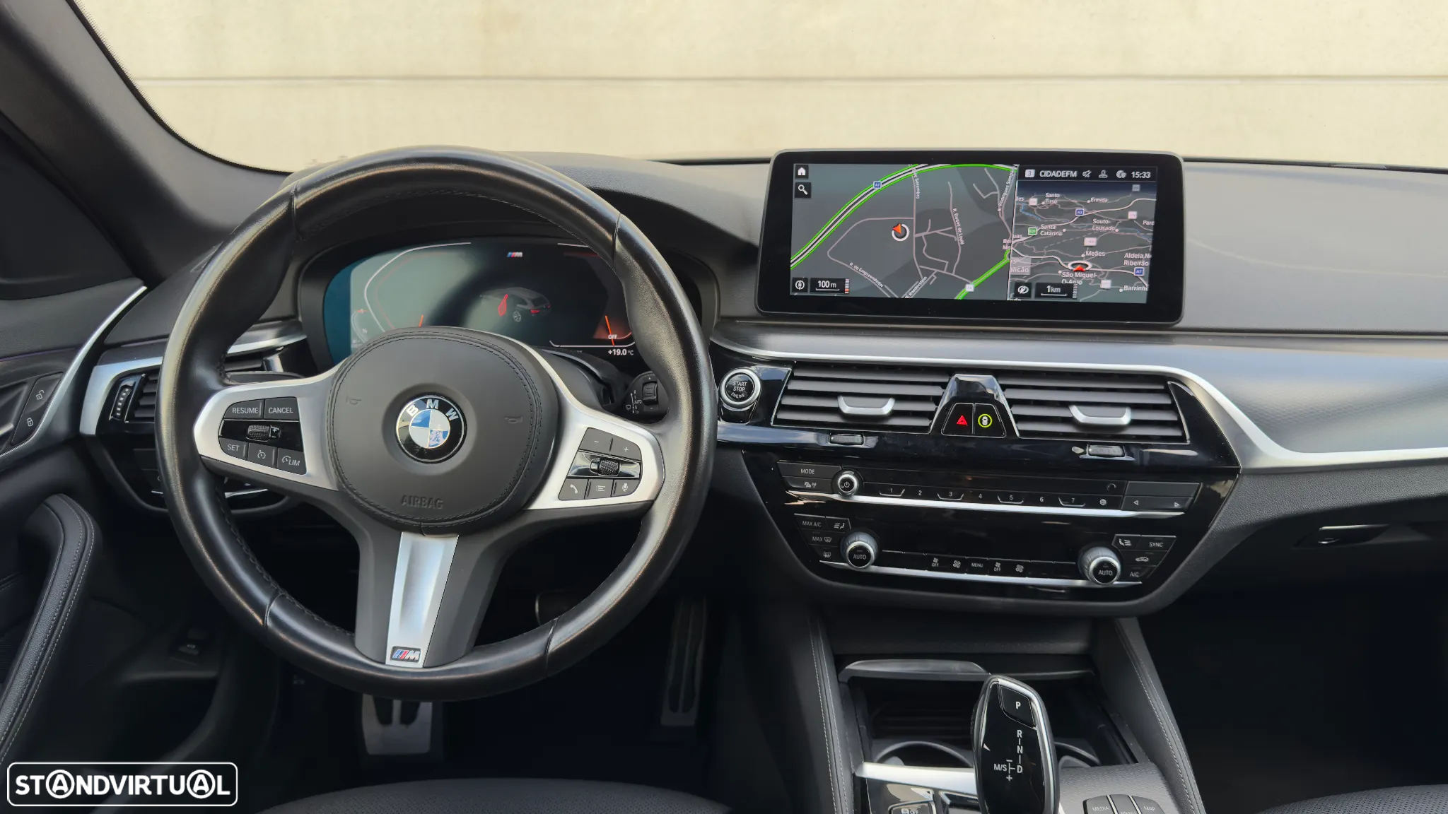 BMW 520 d Pack Desportivo M Auto - 22