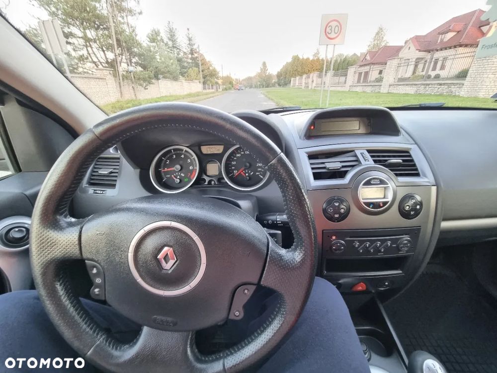 Renault Megane II 1.6 16V Confort Expression - 17