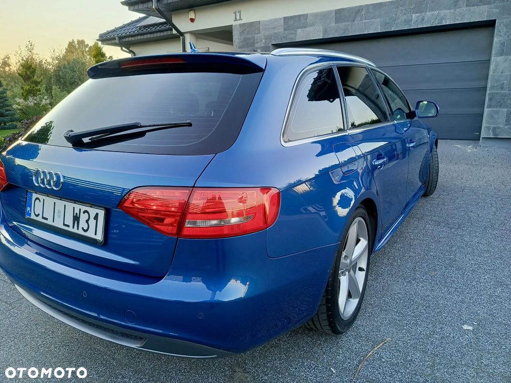 Audi A4 Avant - 25