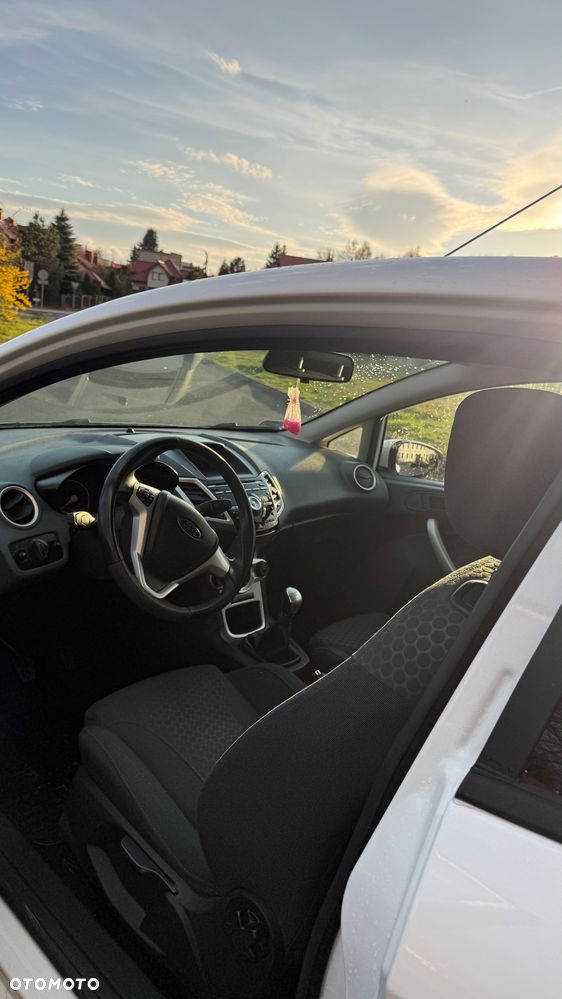 Ford Fiesta 1.6 Ti-VCT Sport - 14