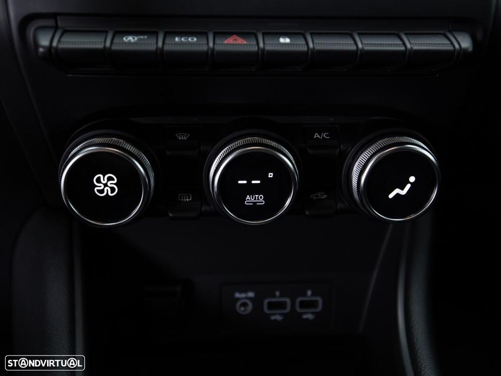 Renault Captur - 16