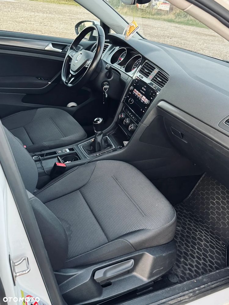 Volkswagen Golf VII 1.6 TDI BMT Comfortline - 3
