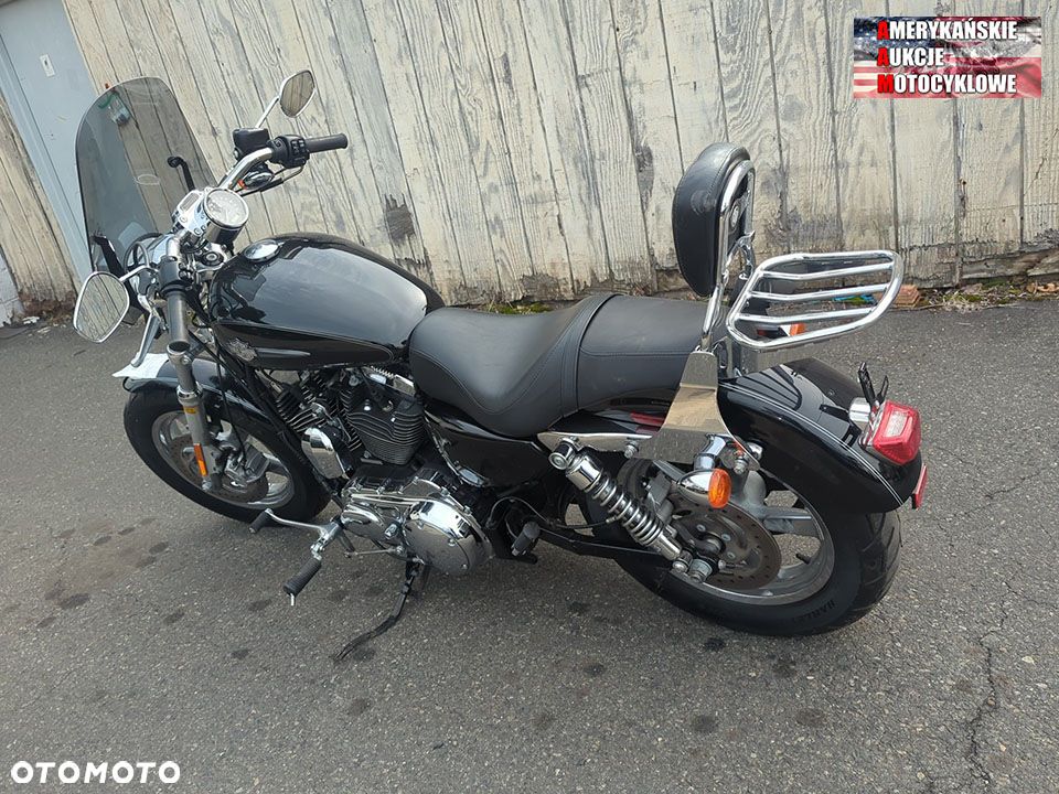 Harley-Davidson Sportster Custom 1200C - 16