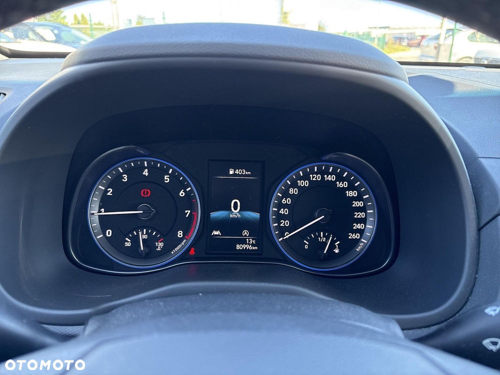 Hyundai Kona - 17