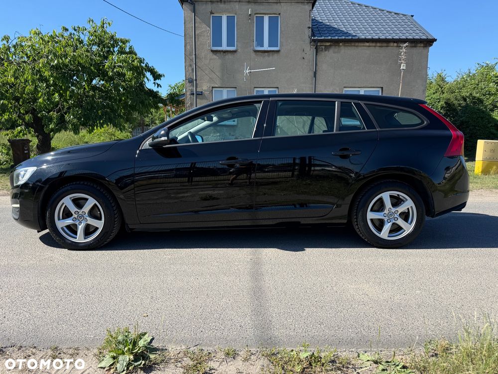 Volvo V60 D2 Drive-E Momentum - 9