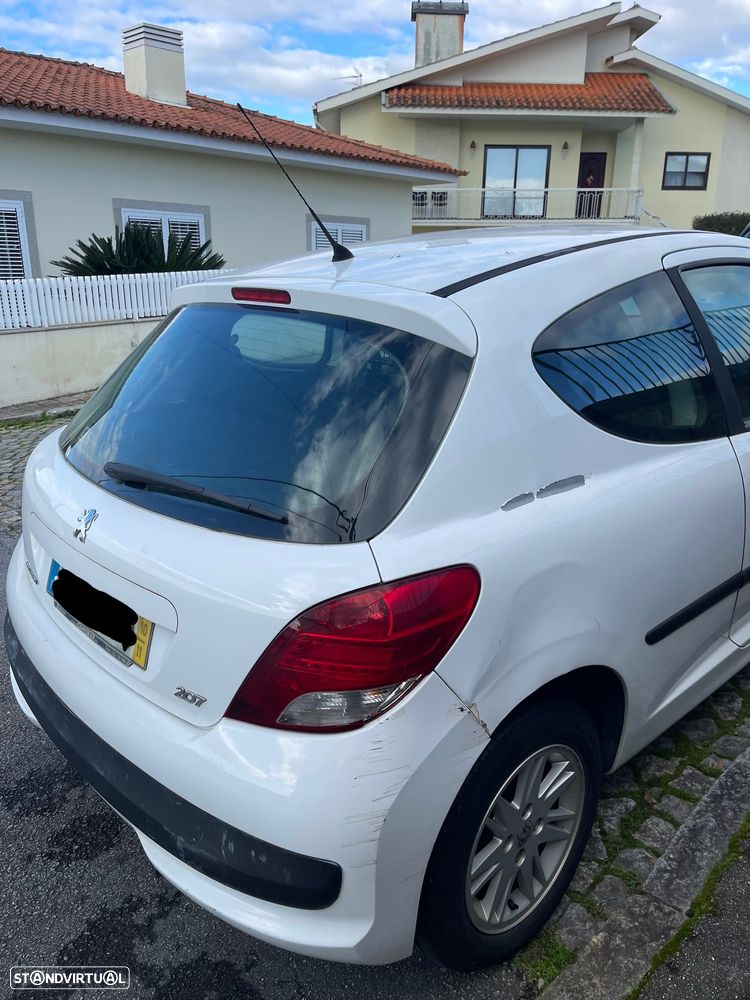 Peugeot 207 - 3