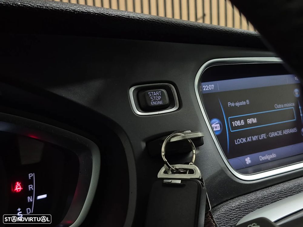 Volvo V40 Cross Country 1.6 D2 Momentum Powershift - 13