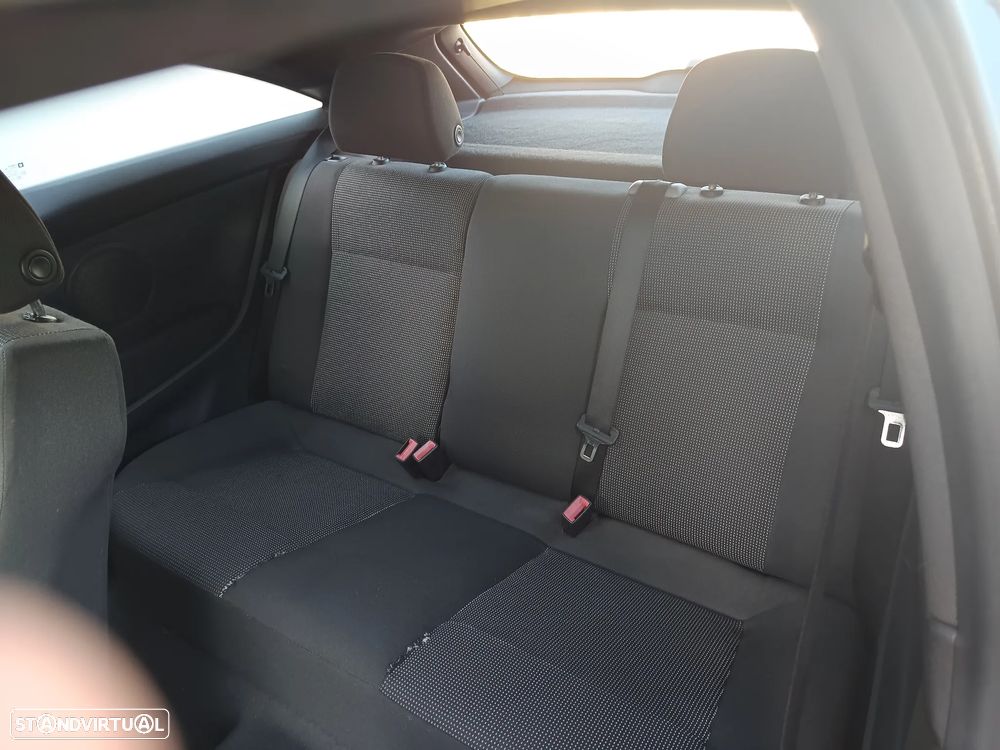 Opel Astra GTC 1.7 CDTI DPF Cosmo - 12