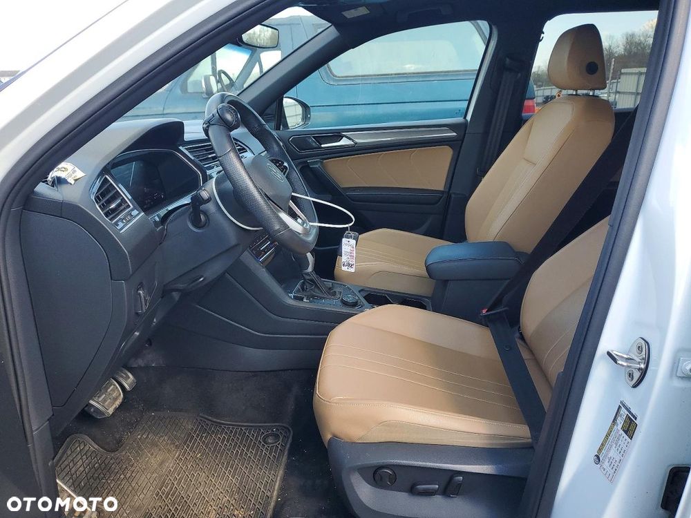 Volkswagen Tiguan - 7