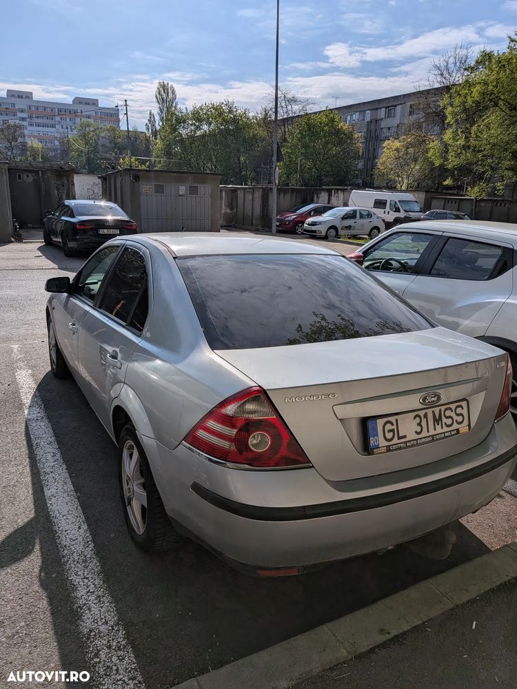 Ford Mondeo 2.0TDCi Ambiente - 1
