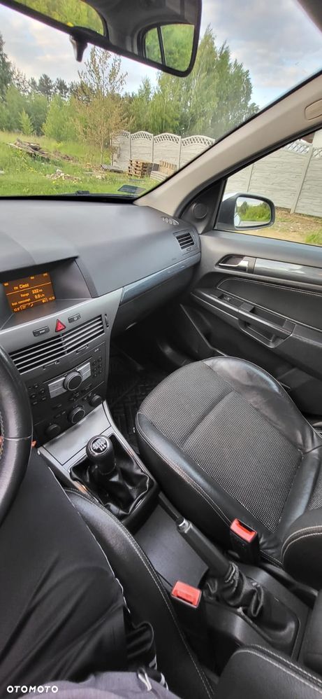 Opel Astra 1.9 CDTI Edition - 19