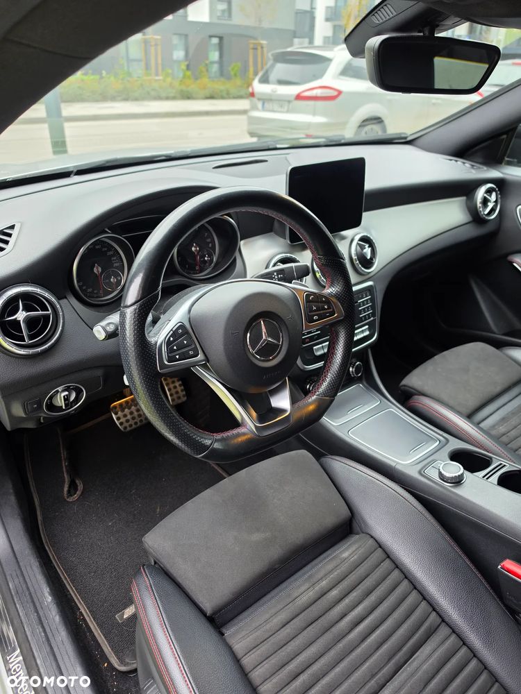 Mercedes-Benz CLA - 9