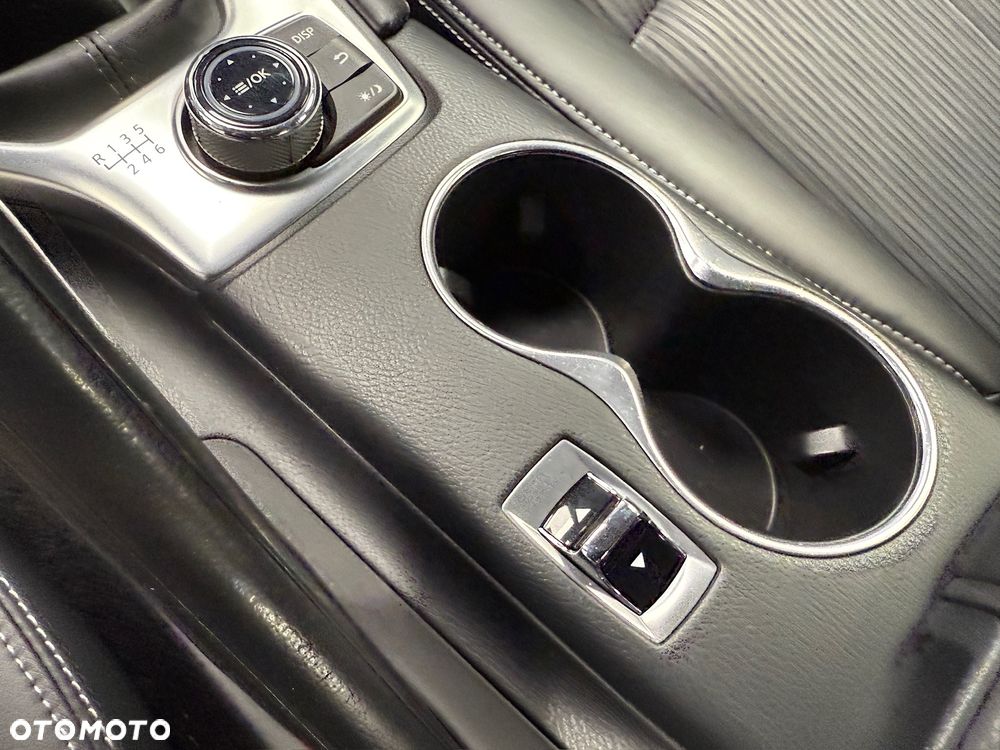 Infiniti Q50 2.2d - 18