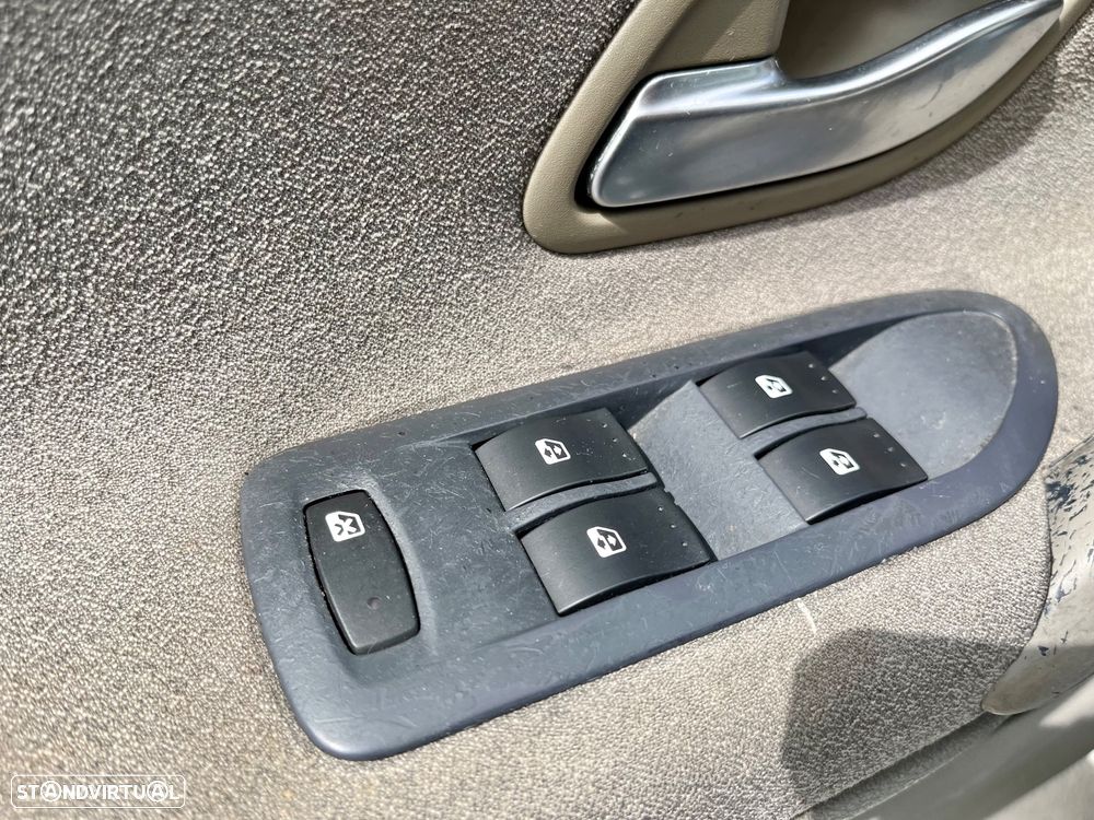 Renault Laguna Break 1.9 dCi Privilège - 46