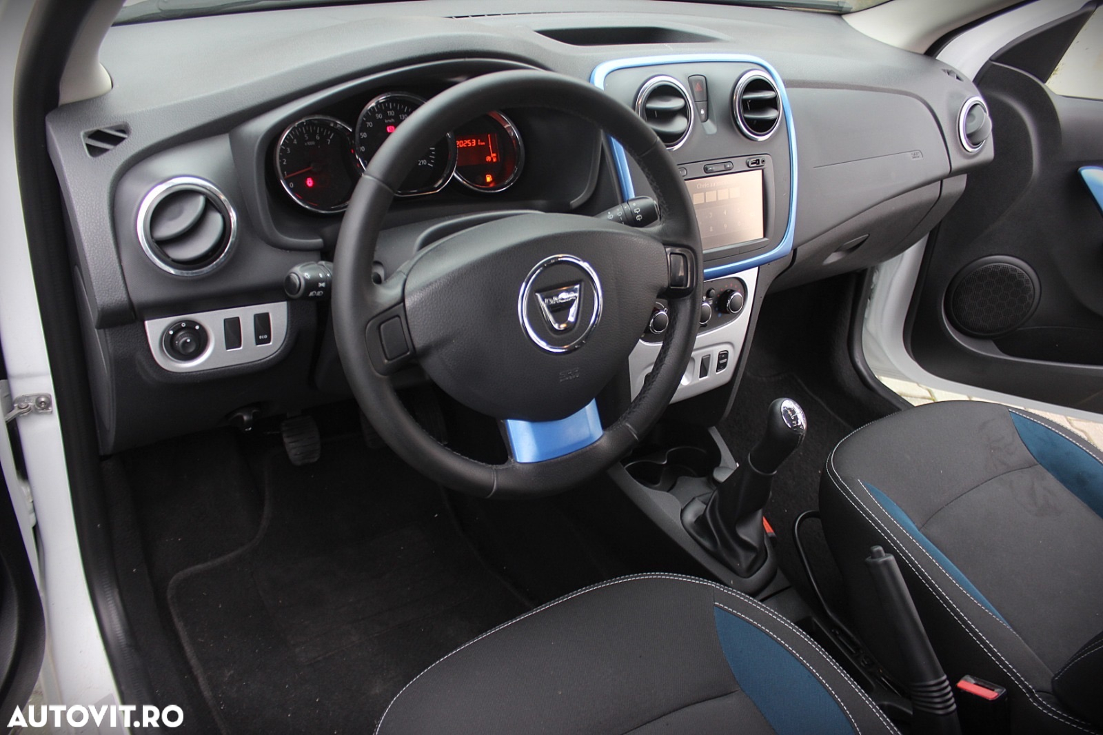 Dacia Logan MCV 0.9 Laureate - 4