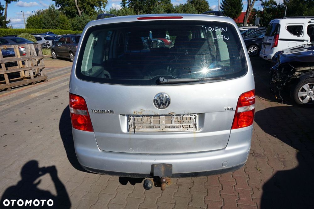 VOLKSWAGEN TOURAN I 1T 2006 LA7W 1.9 TDI BXE 105KM GQN SREBRNY na części - 4