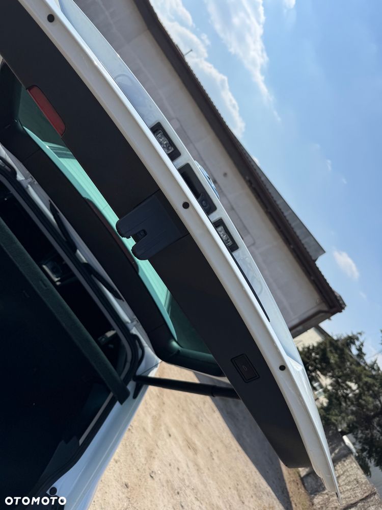 Volkswagen Tiguan - 7