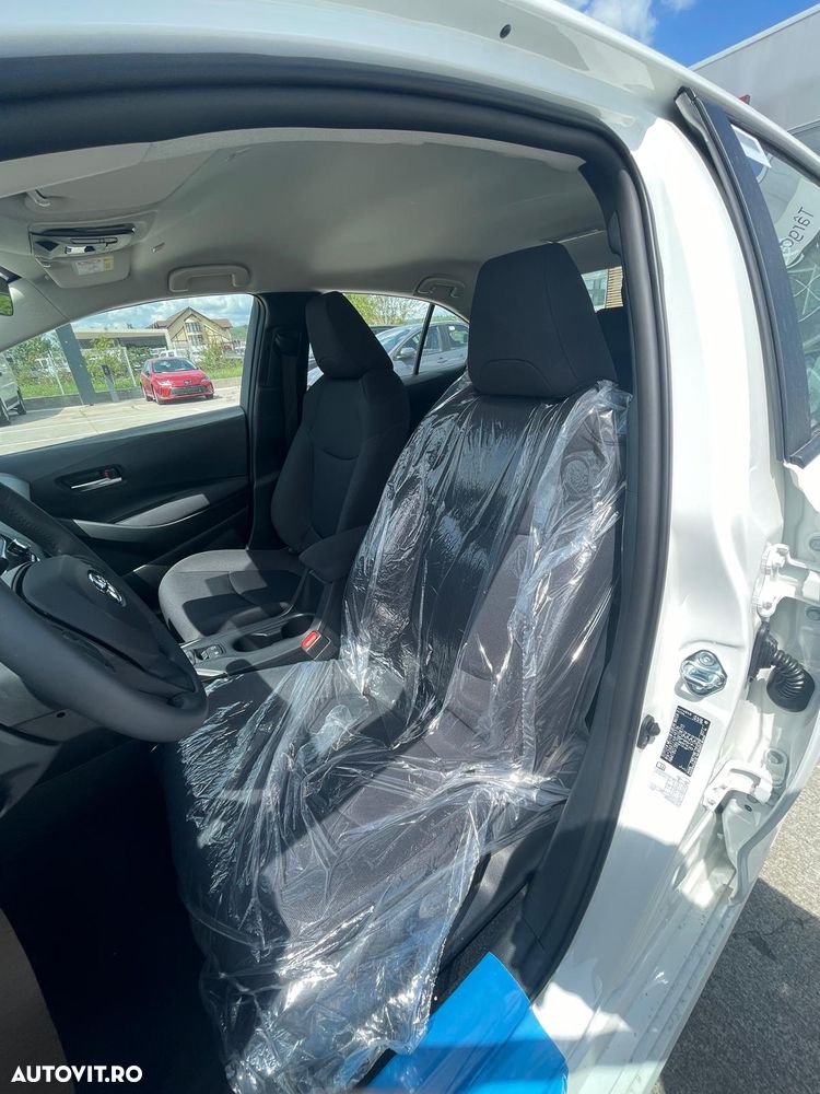 Toyota Corolla 1.8 HSD Eco - 21