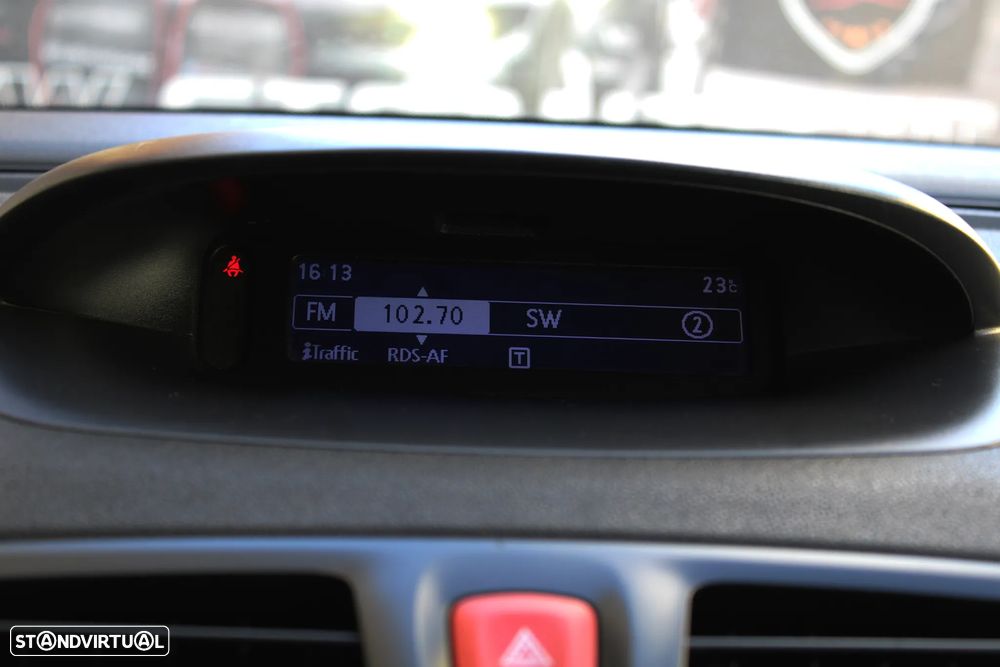 Renault Mégane dCi 90 FAP Expression - 41