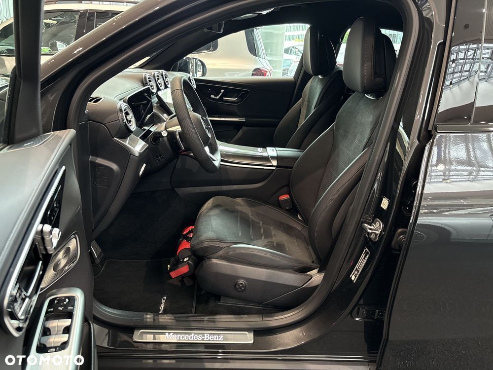 Mercedes-Benz GLC 300 mHEV 4-Matic AMG Line - 10
