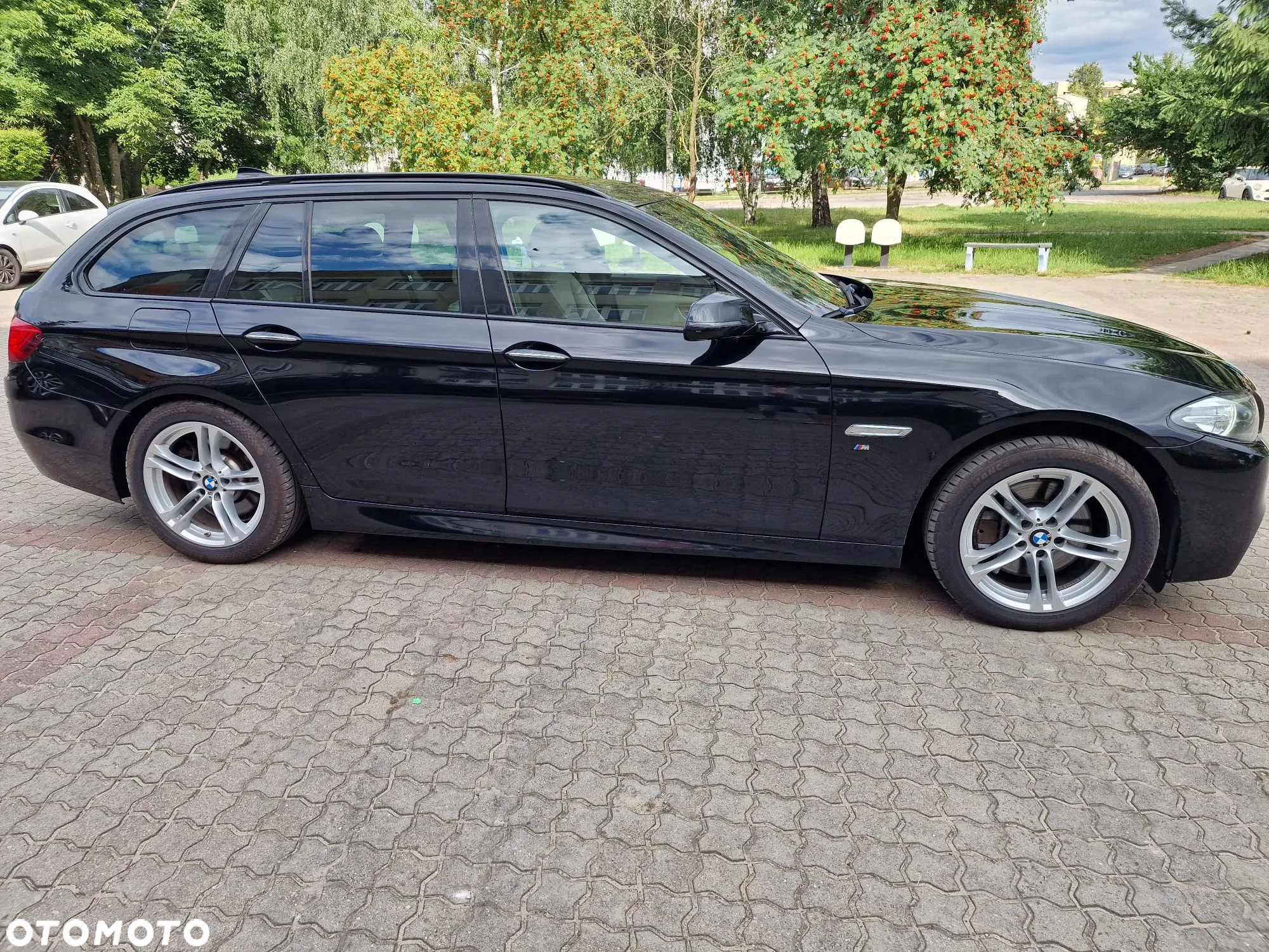 BMW Seria 5 525d xDrive Touring Sport-Aut Luxury Line - 26
