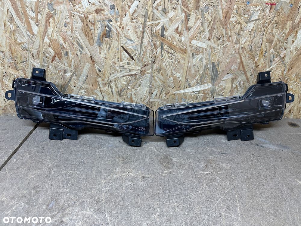 TESLA 3 Y LIFT  halogen drl led 1624798-00-A 1624797-00-A - 1