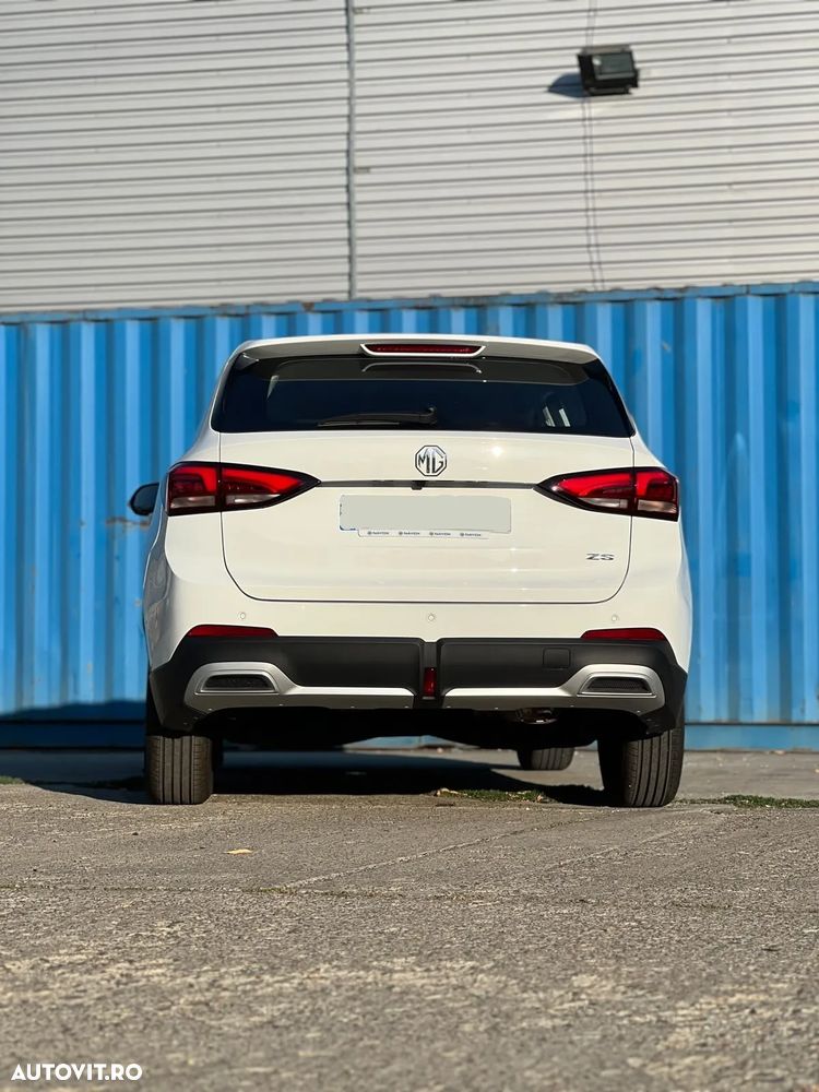 MG ZS ICE 1.5 Standard - 5