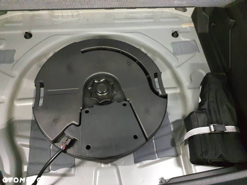 Audi SQ2 - 30
