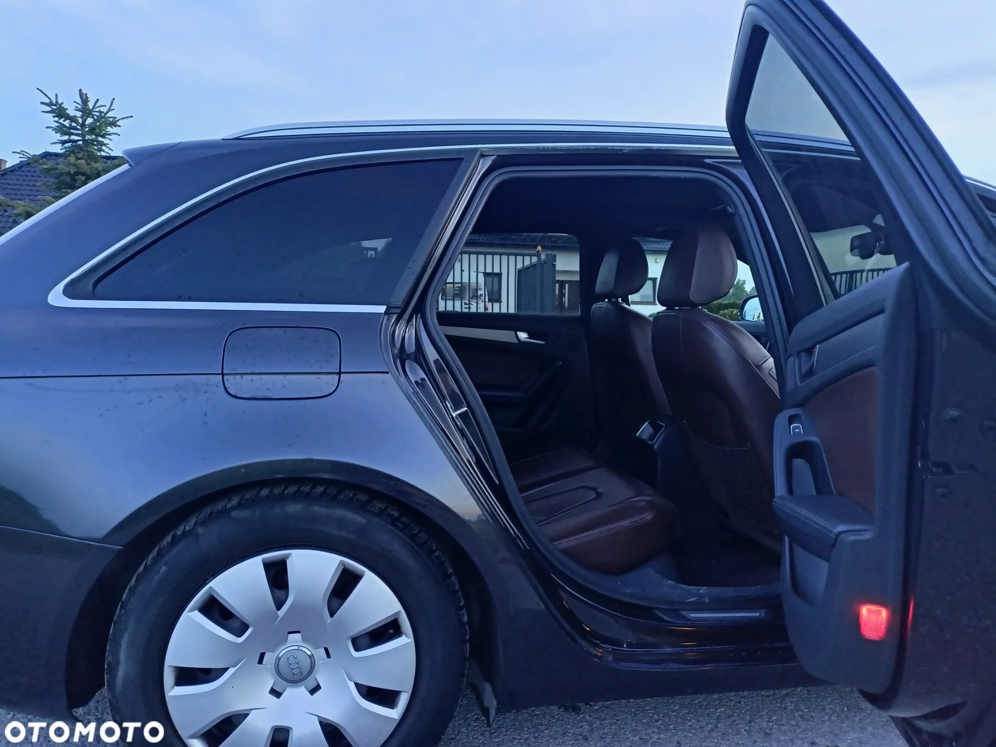 Audi A4 Avant 2.0 TDI 116g DPF Attraction - 13