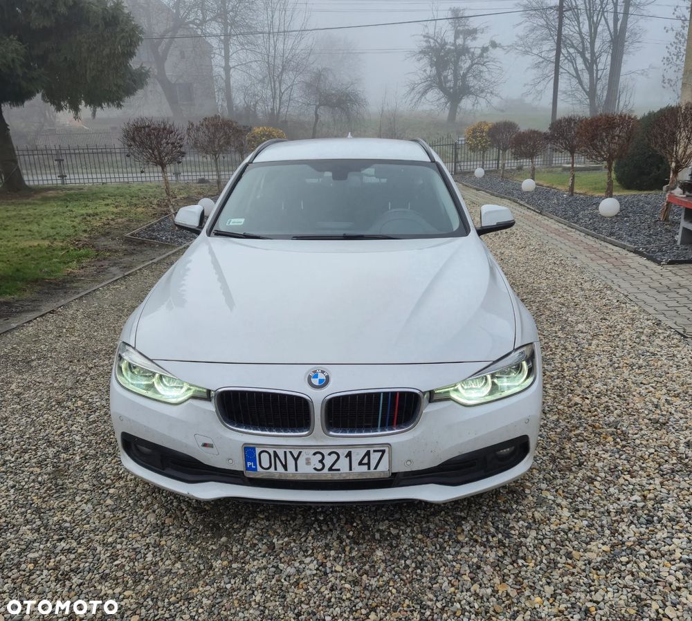 BMW Seria 3 318d Sport Line - 1