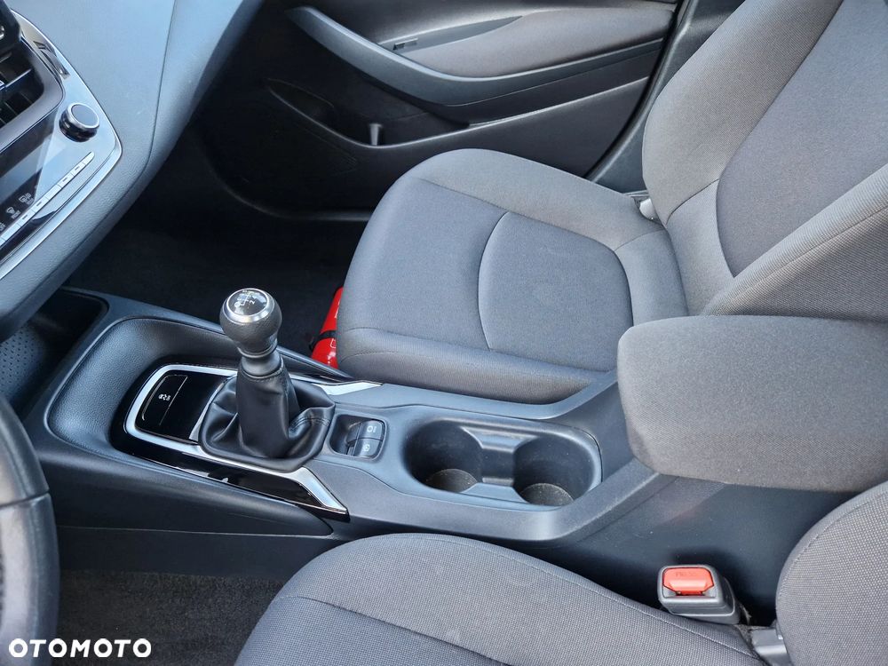 Toyota Corolla 1.5 Comfort - 21