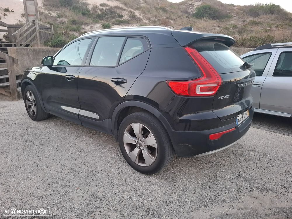 Volvo XC 40 2.0 D3 Momentum - 3