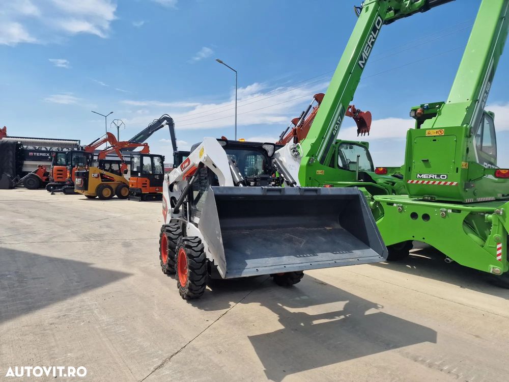 Bobcat S510, ANVELOPE PLINE, USA CABINA, AER CONDITIONAT, ridica 810kg, motor 55CP Kubota, Masa operatinalal 2,8t, L 3,4m x latime 1,75m x inaltime 1,95m, cupa 1mc, posibilitate leasing 41.900 EUR+Tva - 13