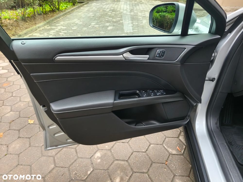 Ford Mondeo 2.0 TDCi Start-Stopp Titanium - 14