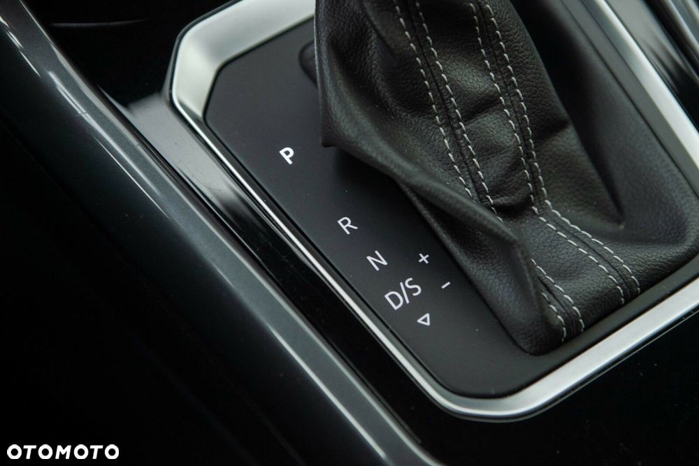 Volkswagen T-Roc 1.5 TSI R-Line DSG - 31