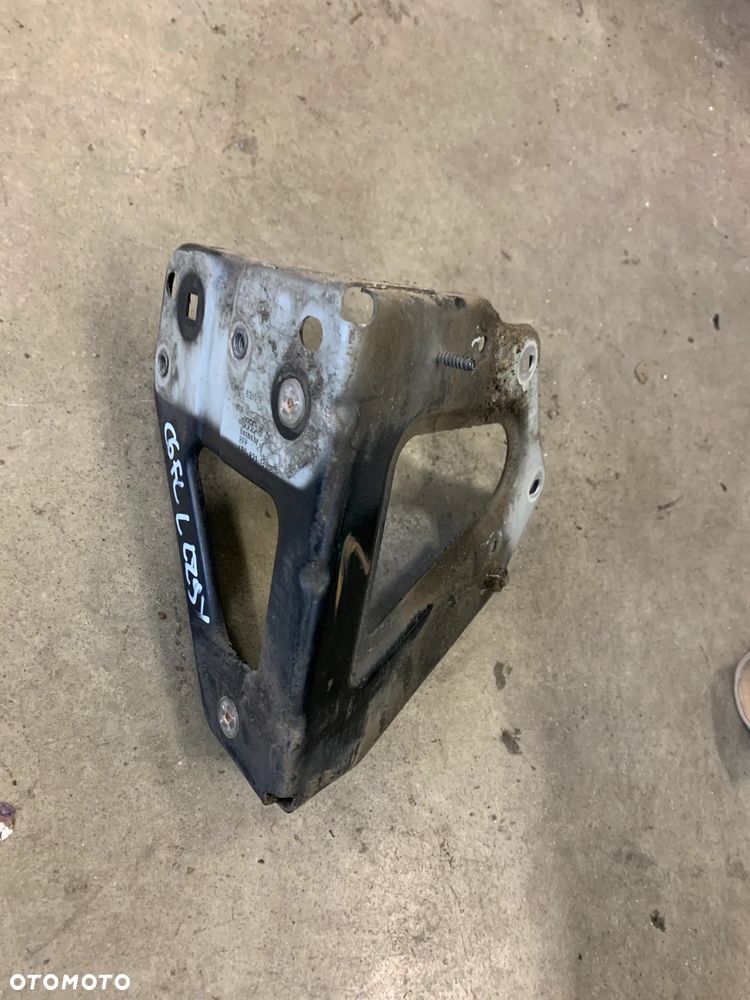 mocowanie wspornik błotnika lewy prawy 4F0821135B 4F0821136A LZ9Y A6 C6 FL Lift - 2